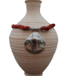 Collier pendentif Nomade fait main de style ethnique chic tribal fabriqué en soie de sabra et métal argenté en orange brûlée