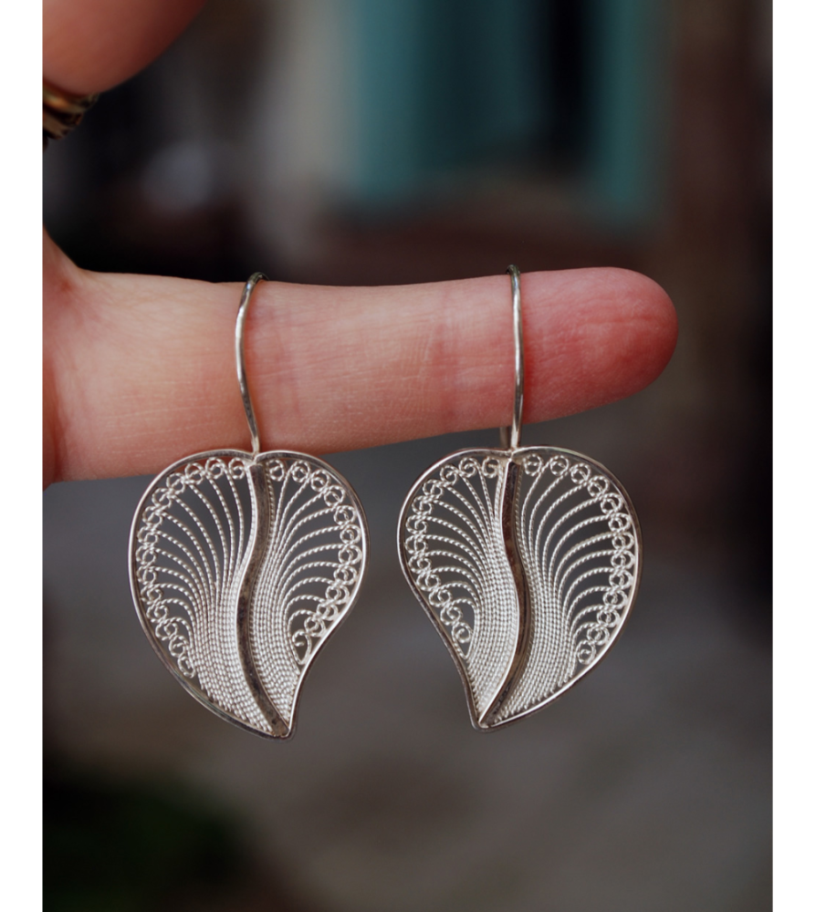 Peruvian earrings, silver filigree earrings with heart leaf design