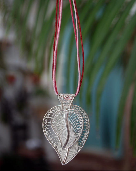 Pendentif filigrane "Coeur de Feuille" double fait main d´argent 925