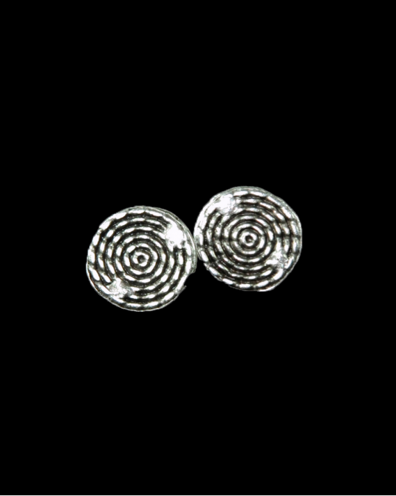 Front view of round "Rope" Stud earrings made from oxidised silver plated zamak @ Andaluchic