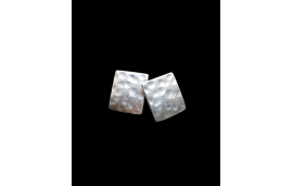 Nickel free rectangular shape stud earrings with hammered pattern