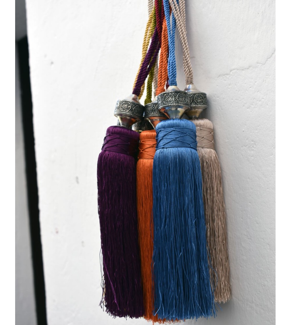 Handmade mini tassels and tassels for furniture with oriental design